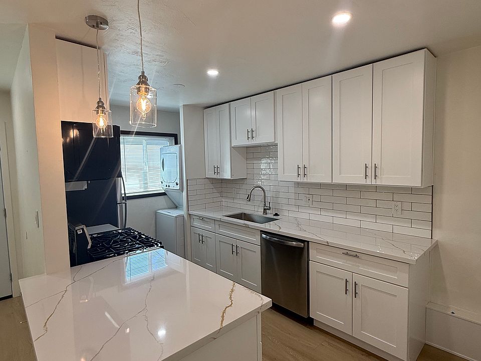 1st image of 3741 Herman Ave