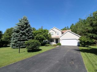 9 Plum Ct, Gansevoort, NY 12831