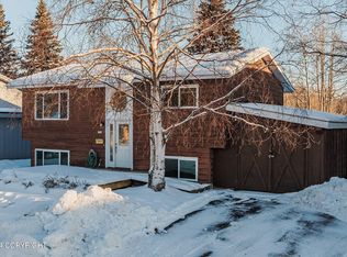 1721 Beaver Pl, Anchorage, AK 99504