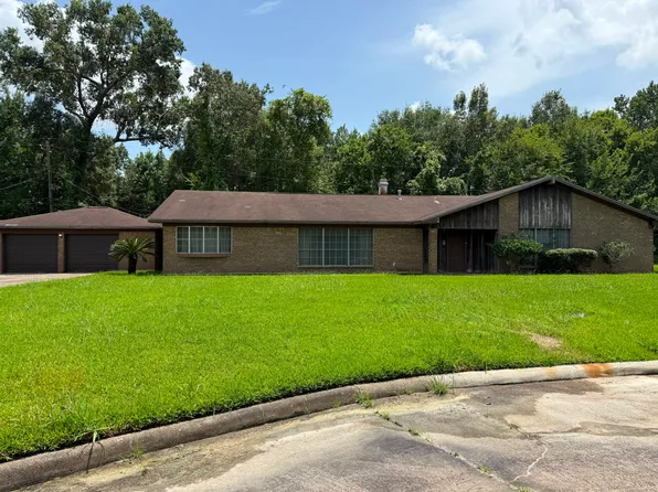 3785 Perth Pl, Beaumont, TX 77708