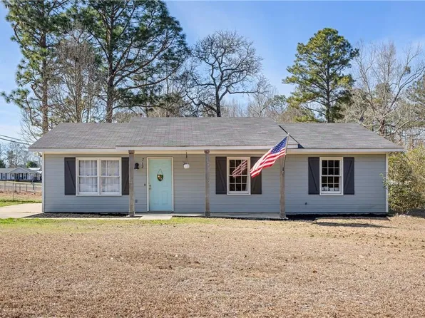 712 Lee Road 212, Phenix City, AL 36870