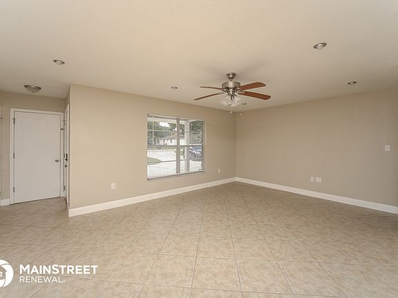 5th image of 6436 Calusa Dr