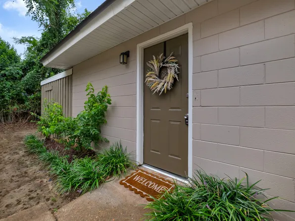 2241 W Pensacola St, Tallahassee, FL