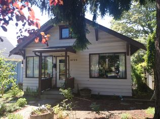 6723 16th Ave NW, Seattle, WA 98117