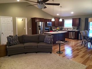 5th image of 201 Woodview Lane