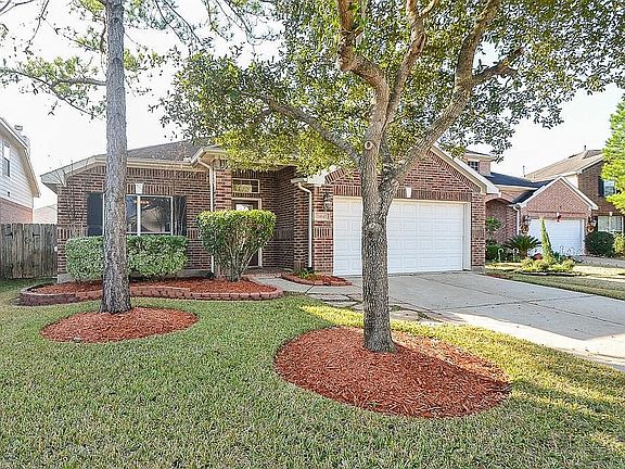 3rd image of 24643 Hampton Lakes Dr