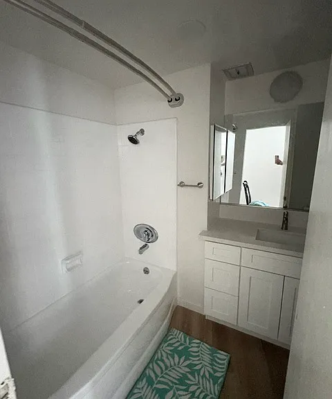 4909 Orchard Ave — Photo 4