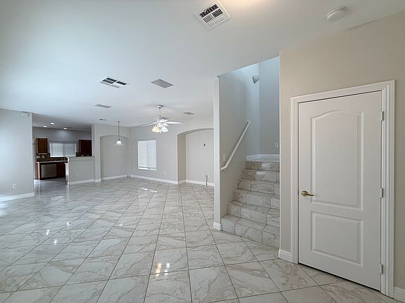 5th image of 8915 Snowtrack Ave