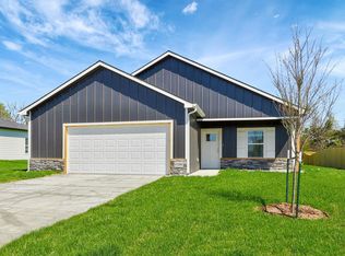 1006 N Forestview St, Wichita, KS 67235