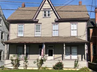 225-227 Main St, Walnutport, PA 18088