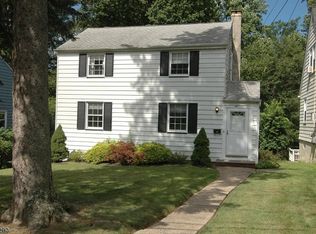 27 Blackburne Ter, West Orange, NJ 07052
