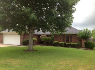 1217 Sagebrush St, Angleton, TX 77515