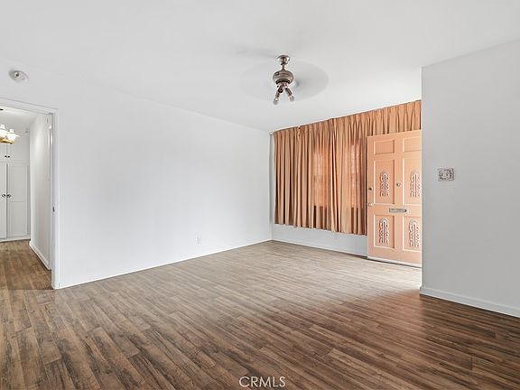 4th image of 324 E 55th St