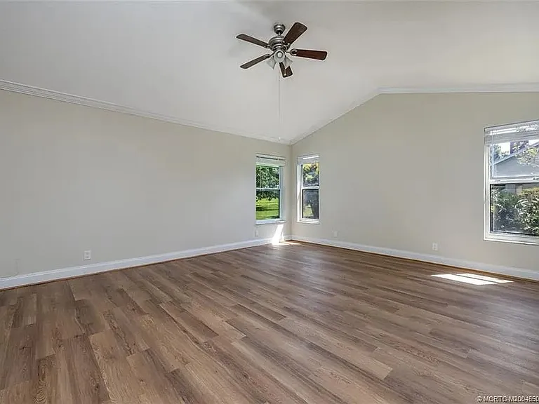 5361 SW Windward Way — Photo 15