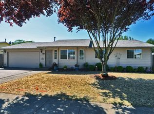 135 S 28th Ave, Cornelius, OR 97113