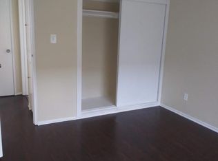819 W Imperial Hwy #8, Los Angeles, CA 90044