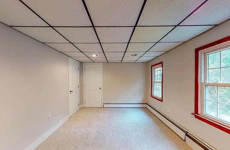 224 Coal St — Photo 9