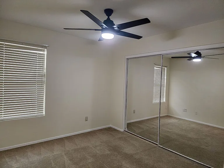 3002 E Amber Ridge Way — Photo 8