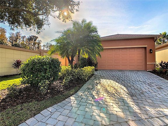 2nd image of 552 Casanova Ct