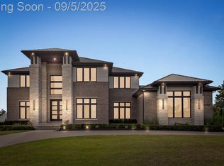 3266 Baron Dr, Bloomfield Hills, MI 48302