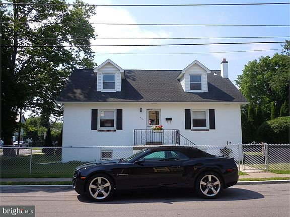 2nd image of 510 Emerson Ave