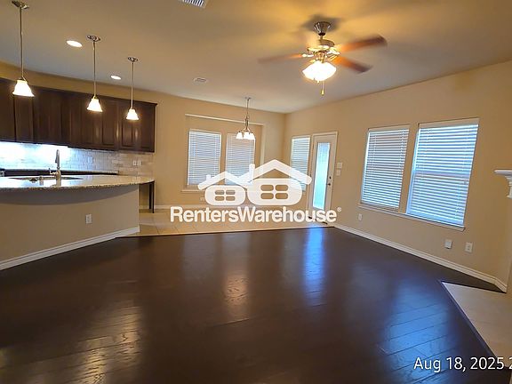 3rd image of 11701 Yarmouth Ln