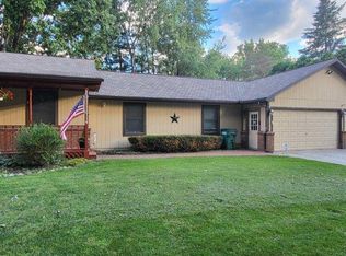 4550 Hummer Lake Rd, Ortonville, MI 48462