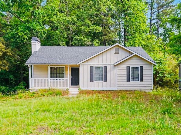 6092 Leverett Dr