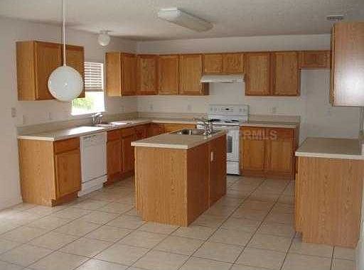 4th image of 4671 Salamander St