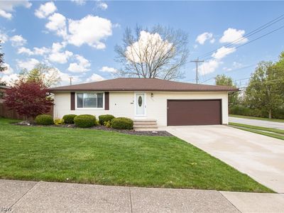 7434 Meadow Ln, Parma, OH, 44134