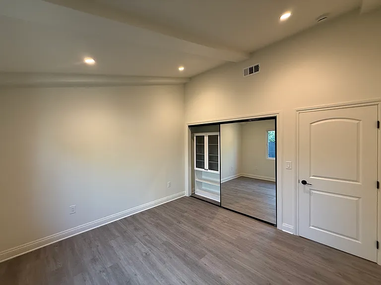 1020 N Lamer St #1022 — Photo 13