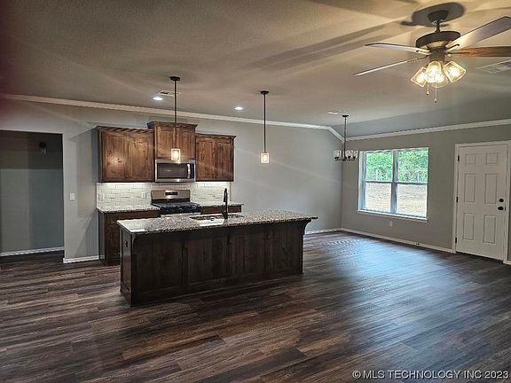 5th image of 9431 Glidden Ave