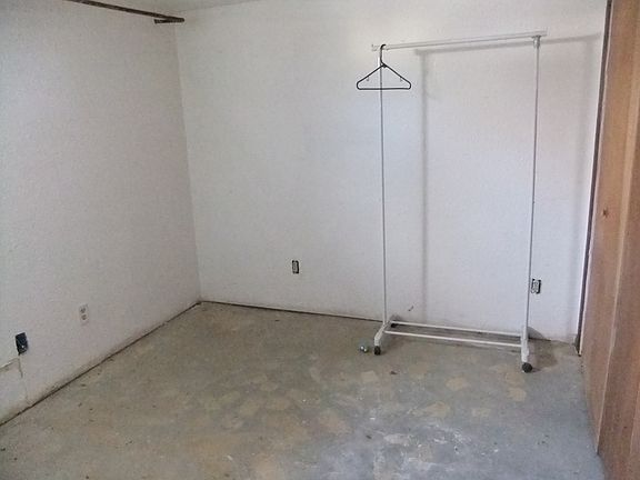 BASEMENT BEDROOM