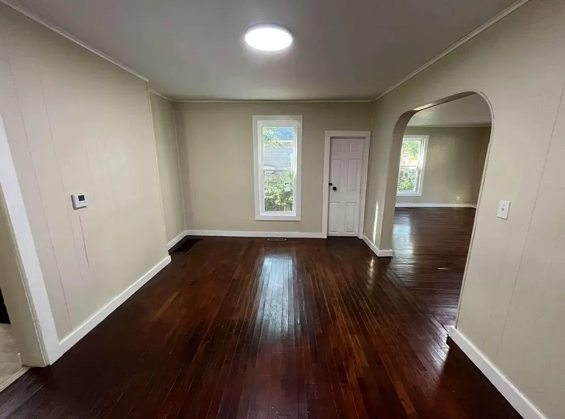 2 bed, 912 sqft, $1,000 — Photo 3