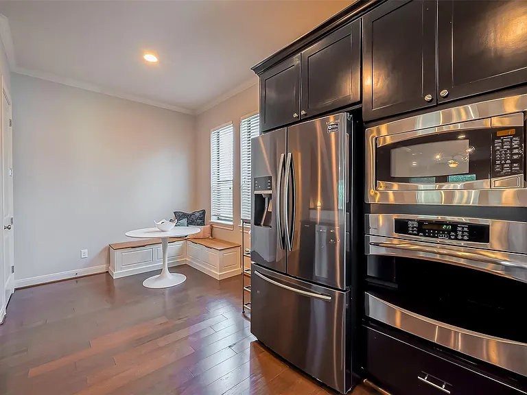 2808 Saint Emanuel St — Photo 13