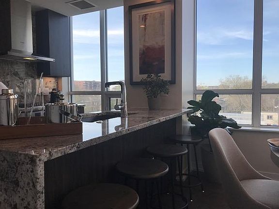 2nd image of 421 W Huron Ave #608