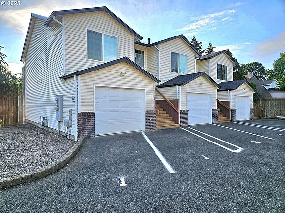 3 unit townhomes