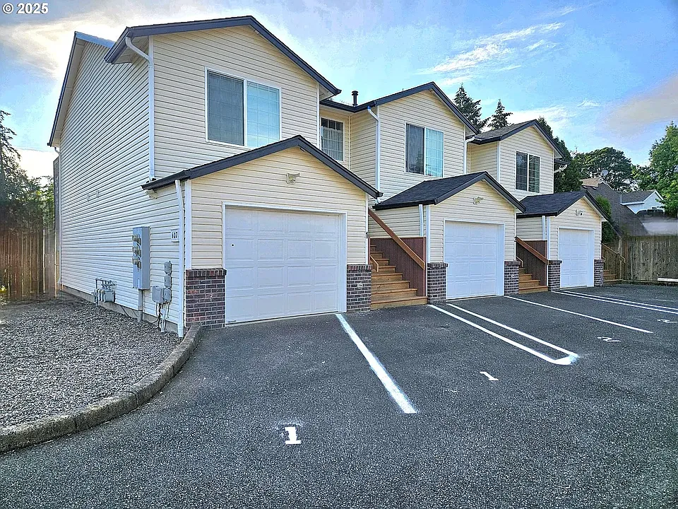3 unit townhomes