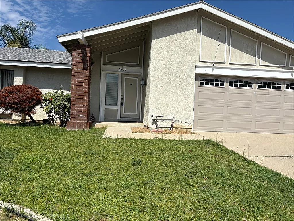 4 bed, 1742 sqft, $3,850 — Photo 1