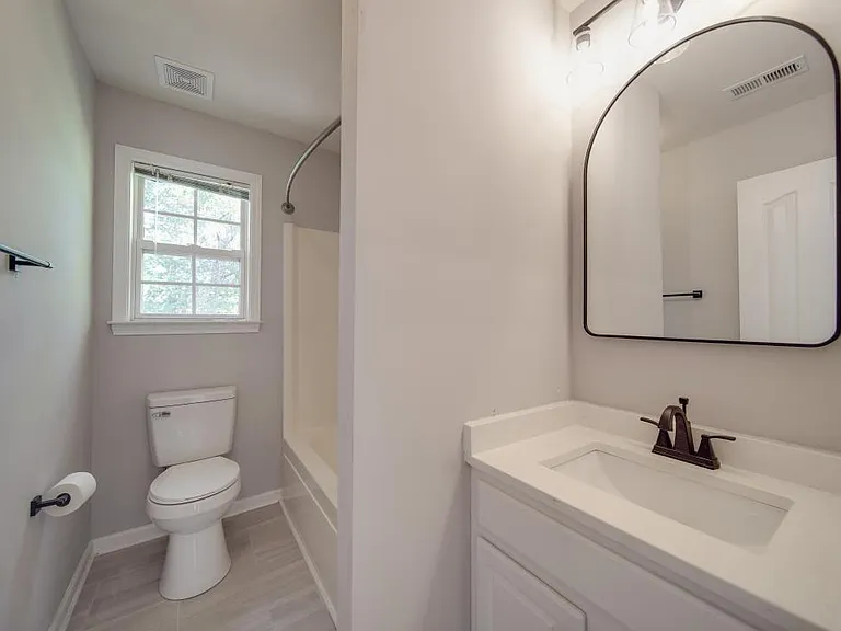 15005 Rothesay Dr — Photo 20