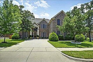 1st image of 5612 English Oak Dr