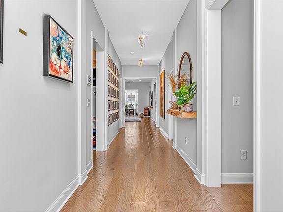 4th image of 8092 Brogdon Dr