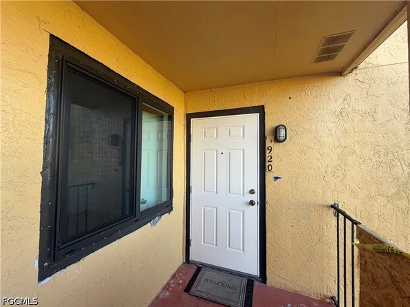 2925 Winkler Ave APT 920, Fort Myers, FL 33916