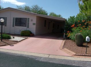 275 W Cumaro Dr, Green Valley, AZ 85614