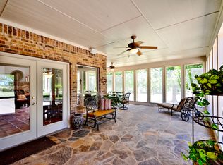 2101 Laneview Dr, Ennis, TX 75119