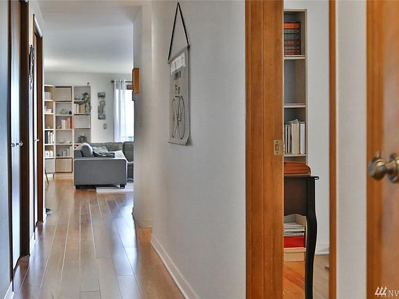 3rd image of 4222 Beach Dr SW APT 201