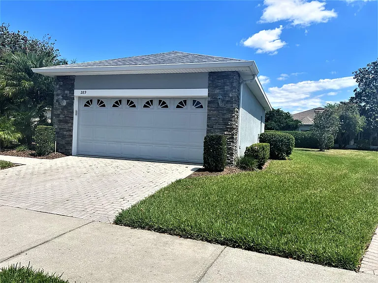 289 Falling Water Dr — Photo 43