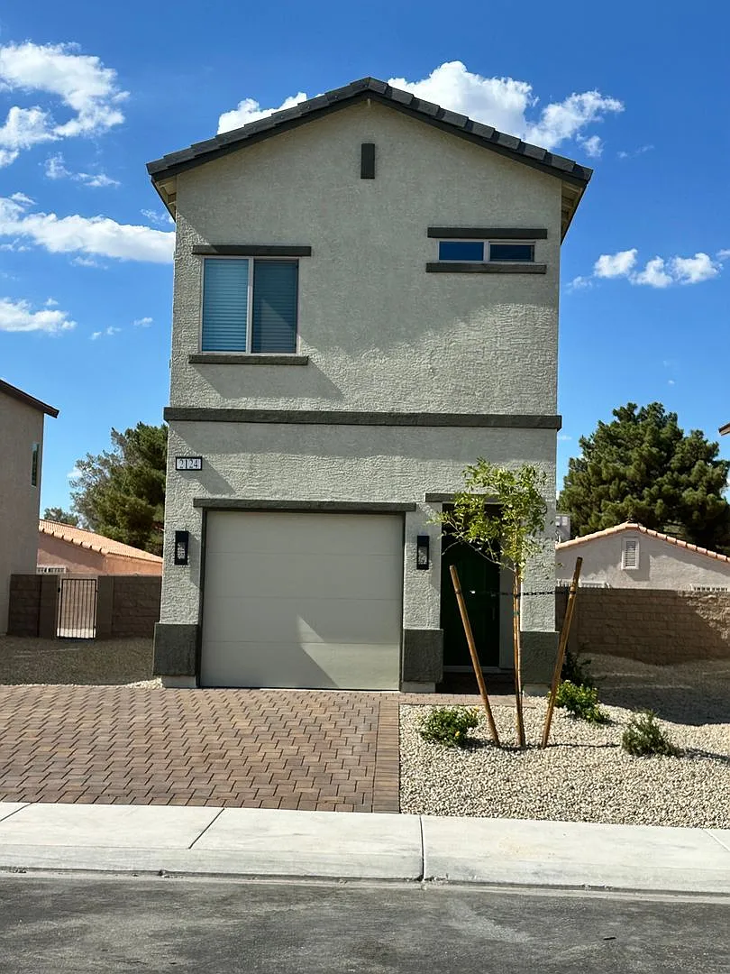 Brand New Home For Rent- Move In Ready — Photo 2