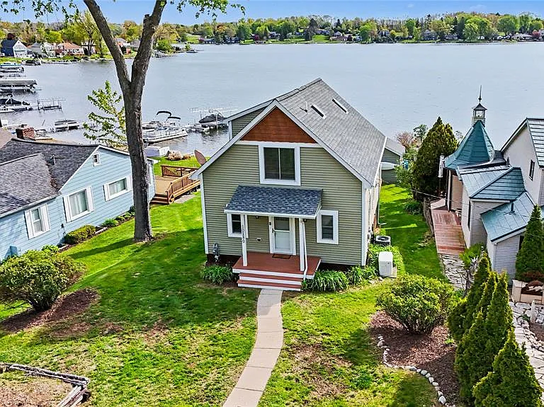 10280 Lakeside Dr — Photo 28