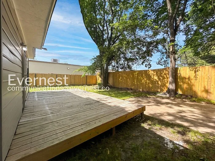 667 Sevier St — Photo 22